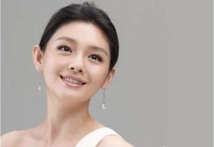 哪个明星网红爱喝巴黎水,明星爱喝的时尚饮品揭秘