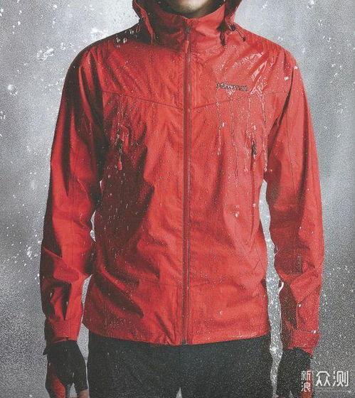 明星网红冲锋衣图片,明星网红同款冲锋衣，户外探险新潮流