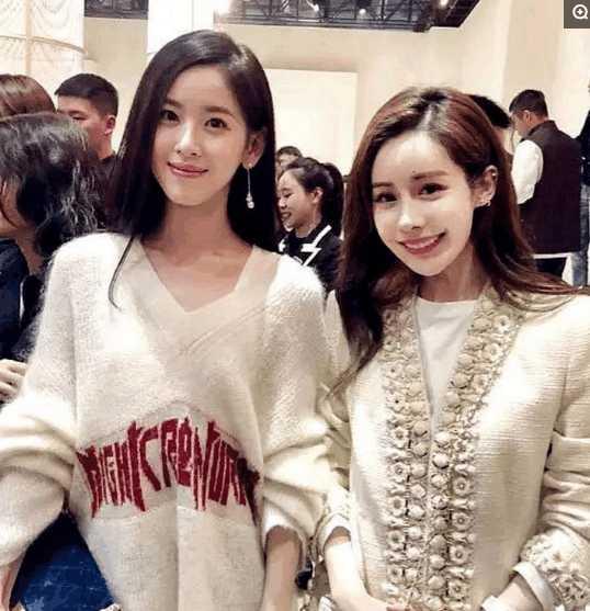 明星网红同框挑战图,跨界互动精彩瞬间大盘点